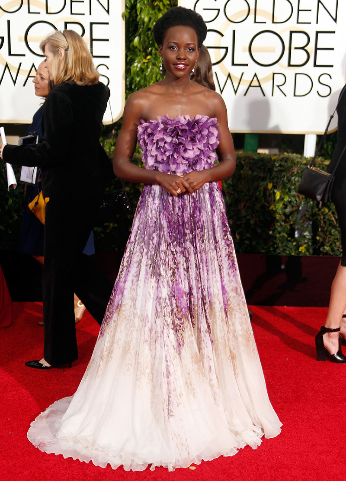 lupita-nyongo-golden-globes-2-1421028724