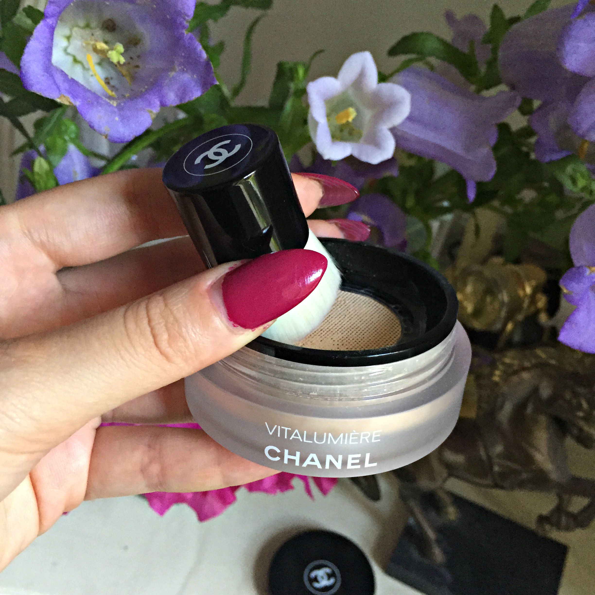 chanel vitalumiere foundation