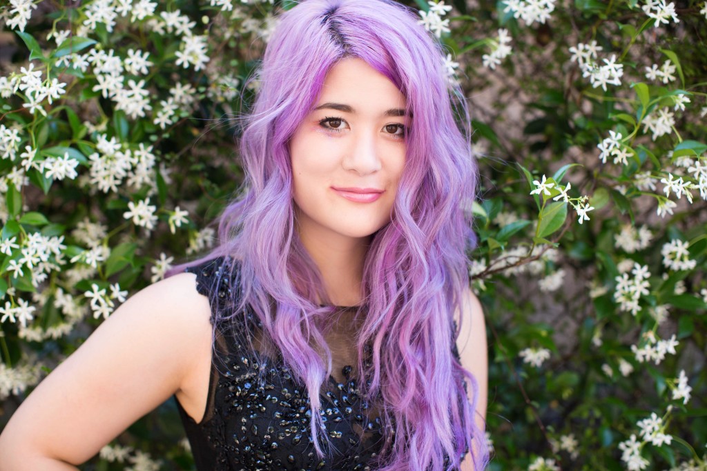 Emi Unicorn purple hair asian blogger